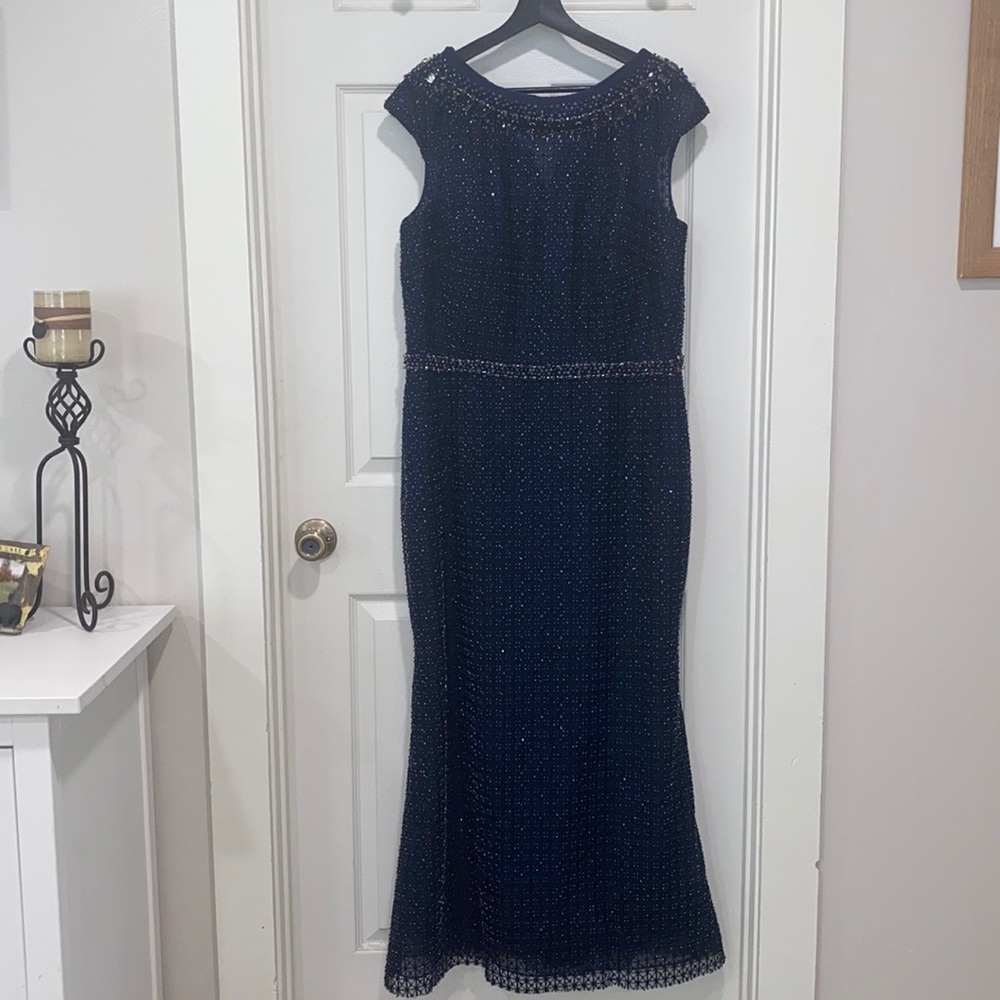 MAC DUGGAL Beaded Dress Sz 14